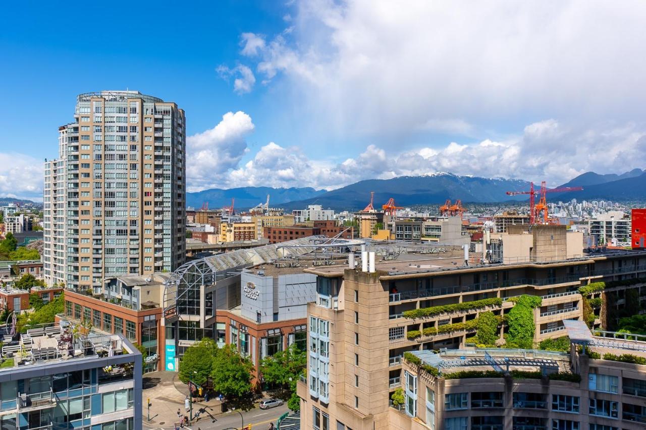Stunning 2 Bedroom Condo With Downtown Views!!! Vancouver Exteriér fotografie