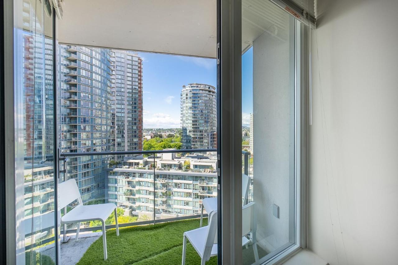 Stunning 2 Bedroom Condo With Downtown Views!!! Vancouver Exteriér fotografie
