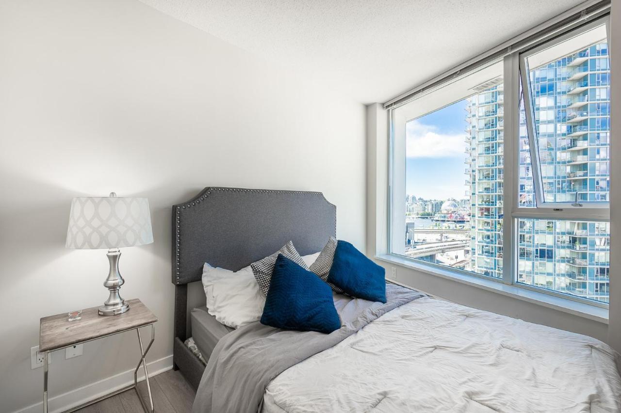 Stunning 2 Bedroom Condo With Downtown Views!!! Vancouver Exteriér fotografie